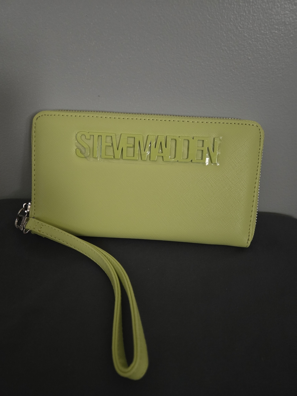 Steve Madden Lime Green Wristlet Wallet